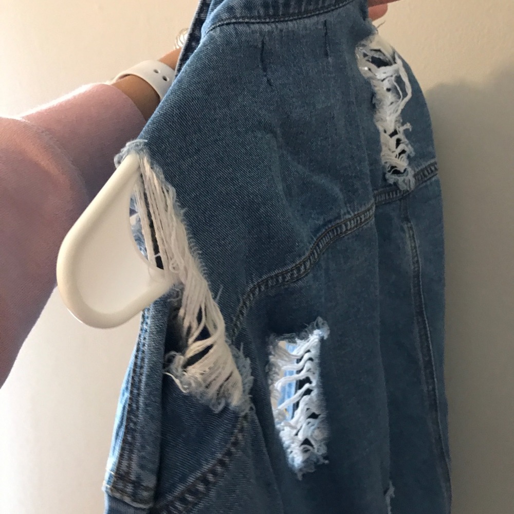 Jean jacket - Picture 3 of 4